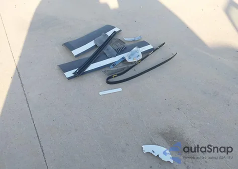 2020 Land Rover Range Rover Velar P250 S z USA, uszkodzony, nr VIN SALYB2EX2LA277335